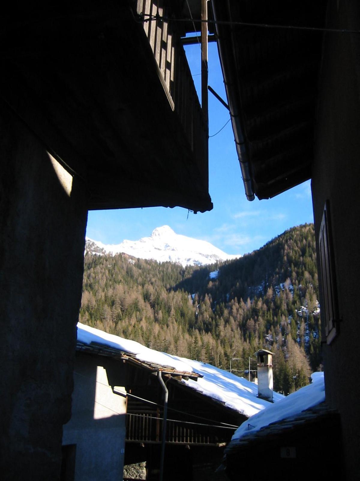 Le Vieux Rascard Chambres D'Hotes Champoluc Exterior foto